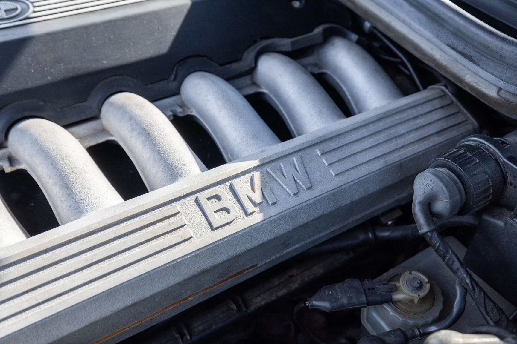 Image of 1991 BMW 850i mechanics (10)