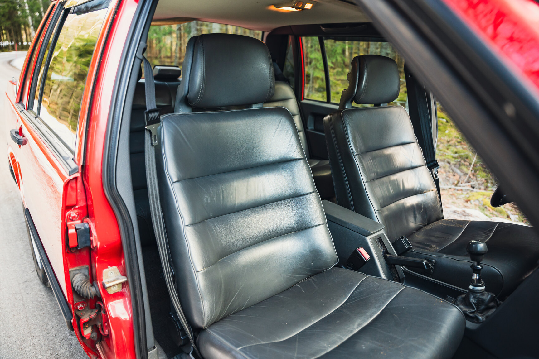 Innenraumfoto von 1990 VOLVO 740 Turbo