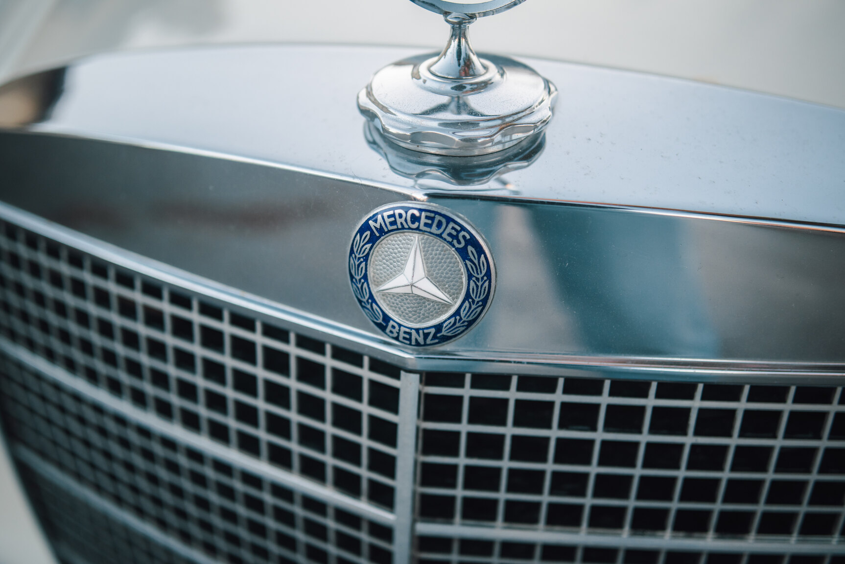 Exteriörbild på 1967 Mercedes-Benz 250 S
