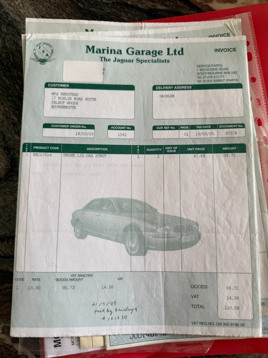 Documentation for 1988 Daimler Six (55)