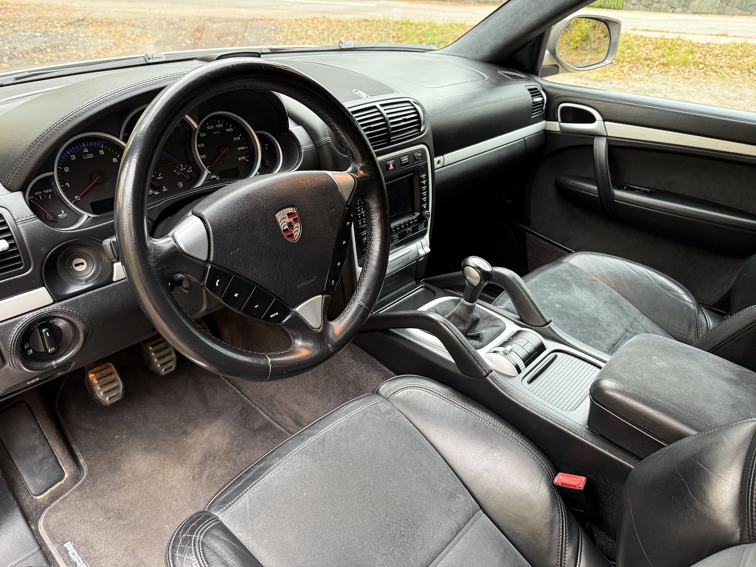 Interiörbild 2008 Porsche Cayenne GTS 6-växlad Manuell