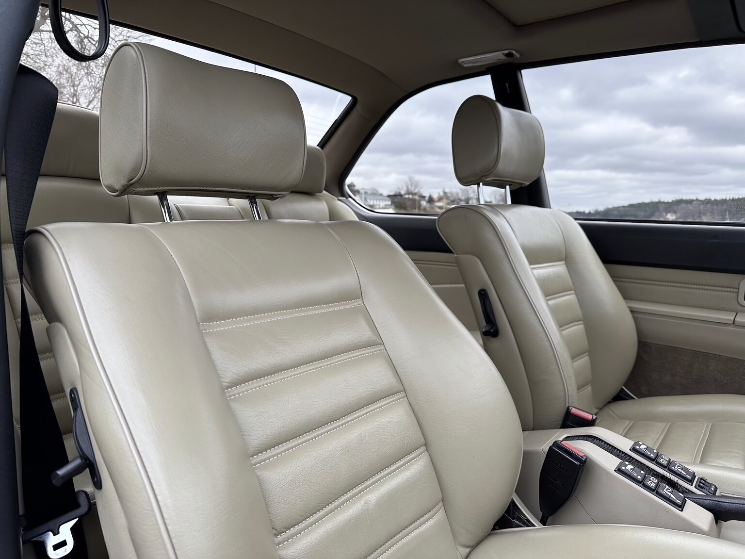 Interiörbild 1986 BMW 635CSi