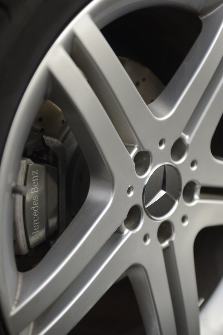 Exterior image of 2014 Mercedes-Benz SL500