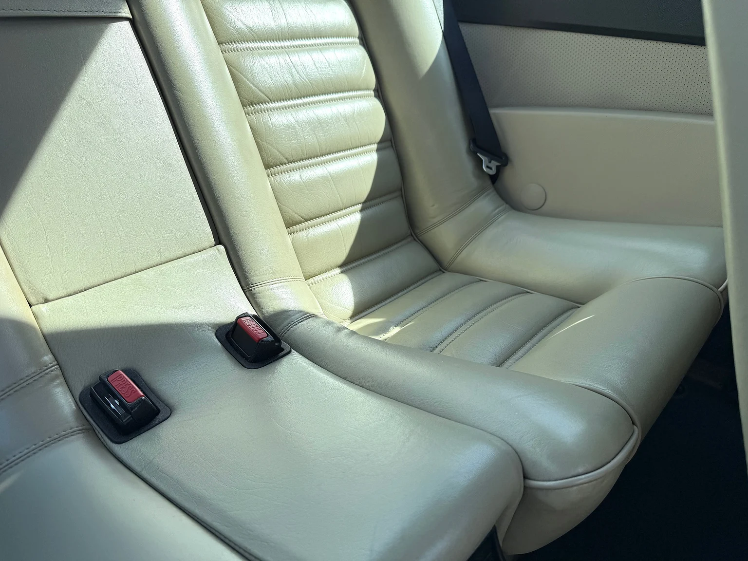 Interior image of 1985 BMW 635 CSiA (E24) (92)