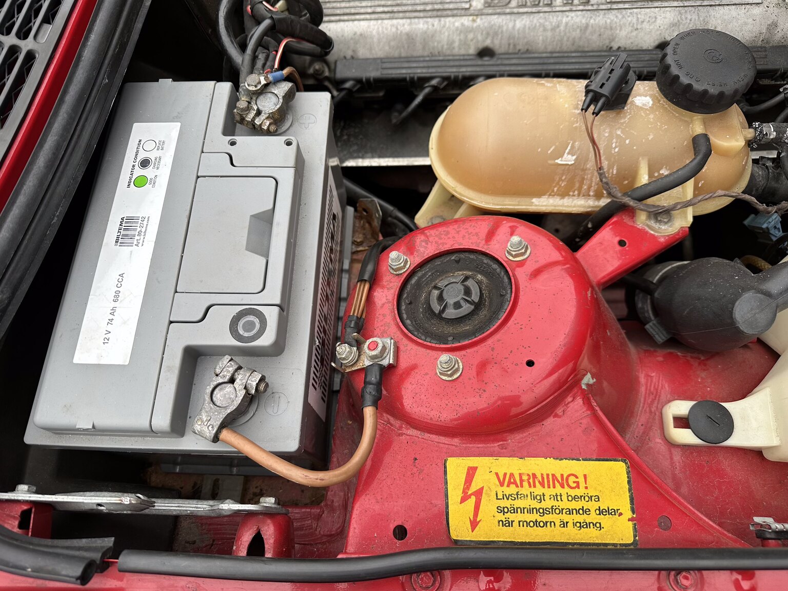Image of 1987 BMW 325i Convertible mechanics (16)