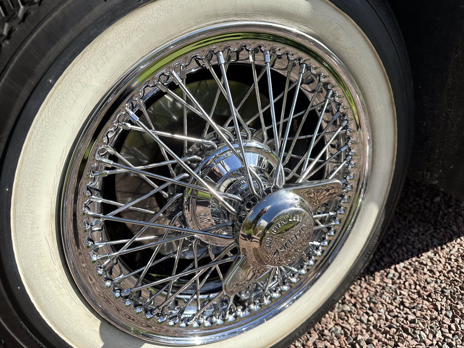 Exteriörbild på 1958 Jaguar XK150