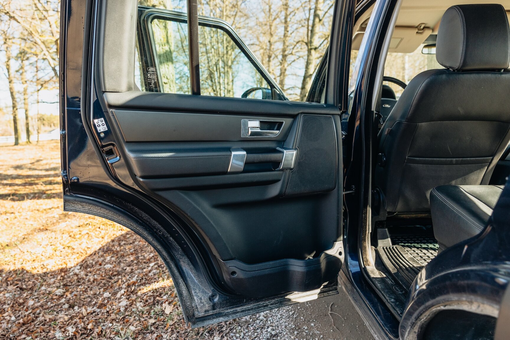 Innenraumfoto von 2015 Land Rover Discovery 3.0 TDV6