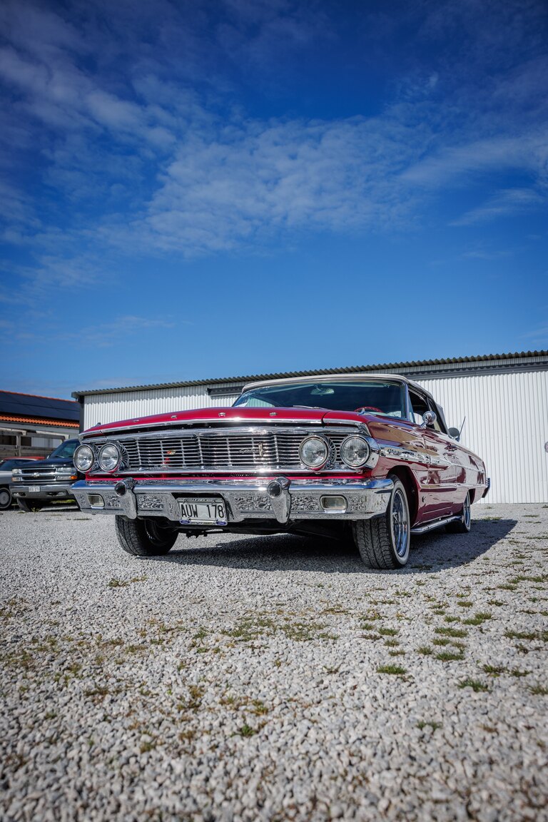 Exterior image of 1964 Ford Galaxie 500