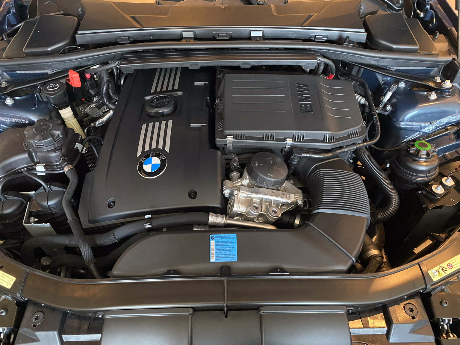 Image of 2007 BMW 335i Cabriolet (2) mechanics