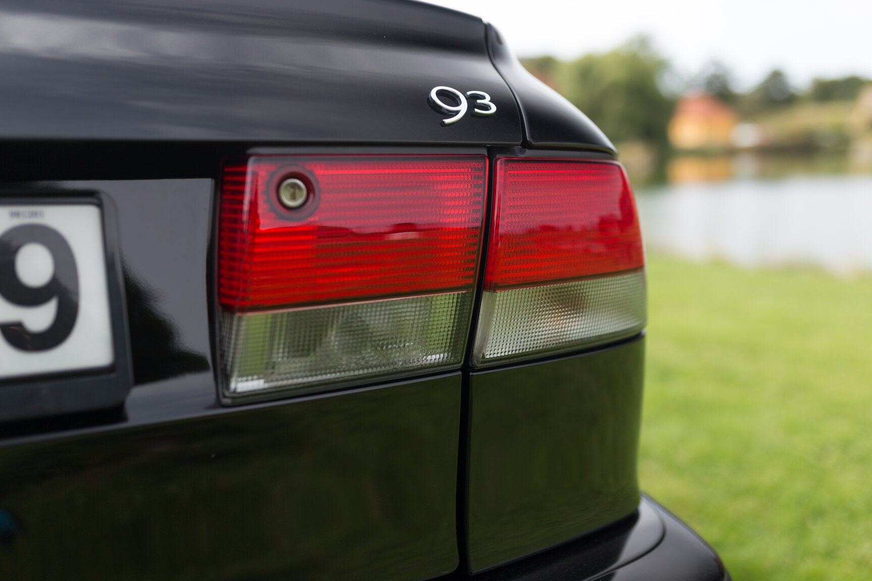 Exterior image of 1998 Saab 9-3 SE 2.0T Convertible