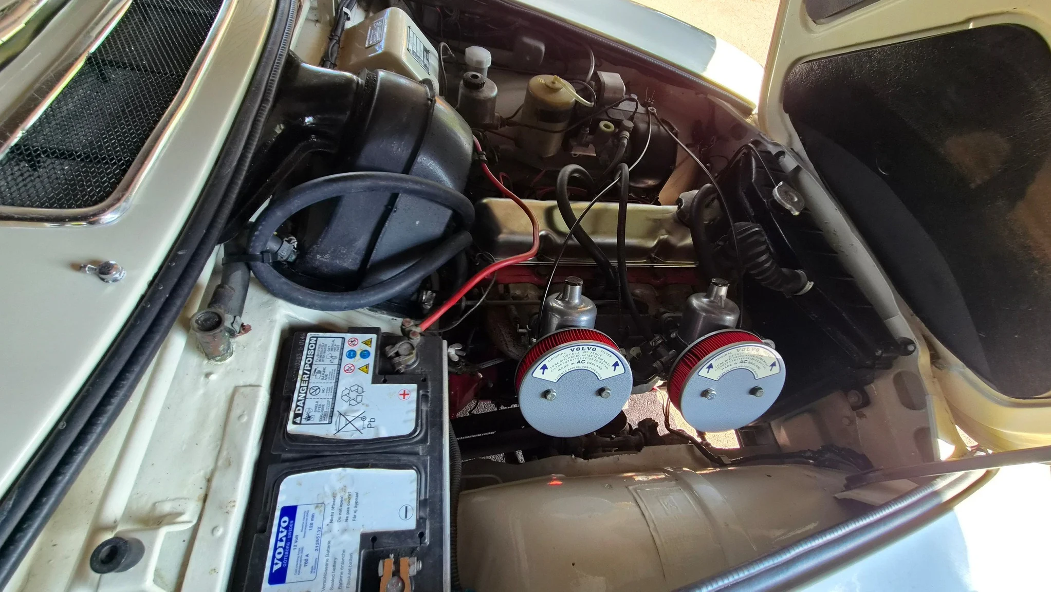 Image of 1966 Volvo P 1800S (1) mechanics