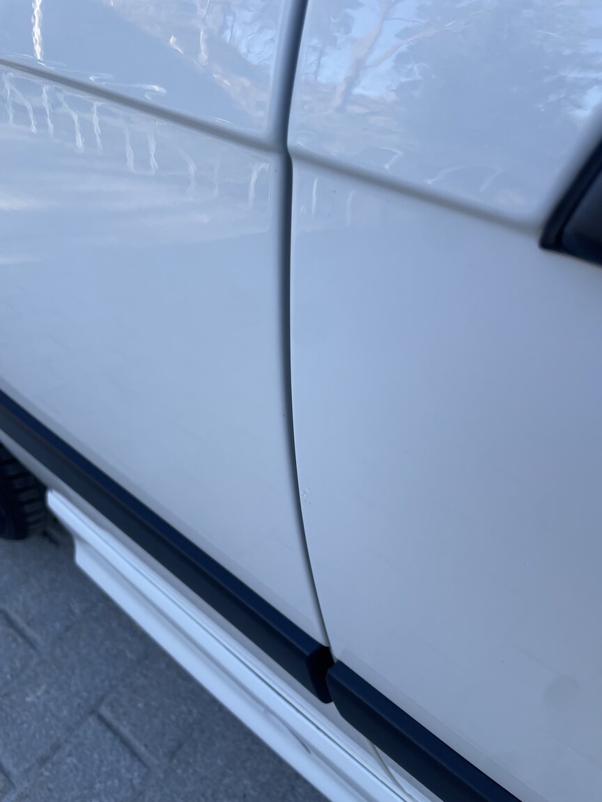 Exterior image of 1995 BMW 328 iA Convertible