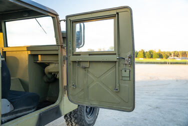 Interiörbild 1987 Chevrolet/Humvee H1 Slantback