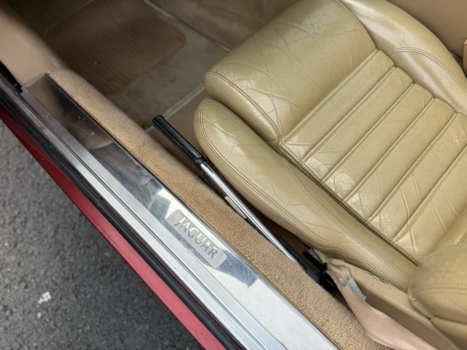 Interior image of 1993 Jaguar XjS Cabriolet (8)