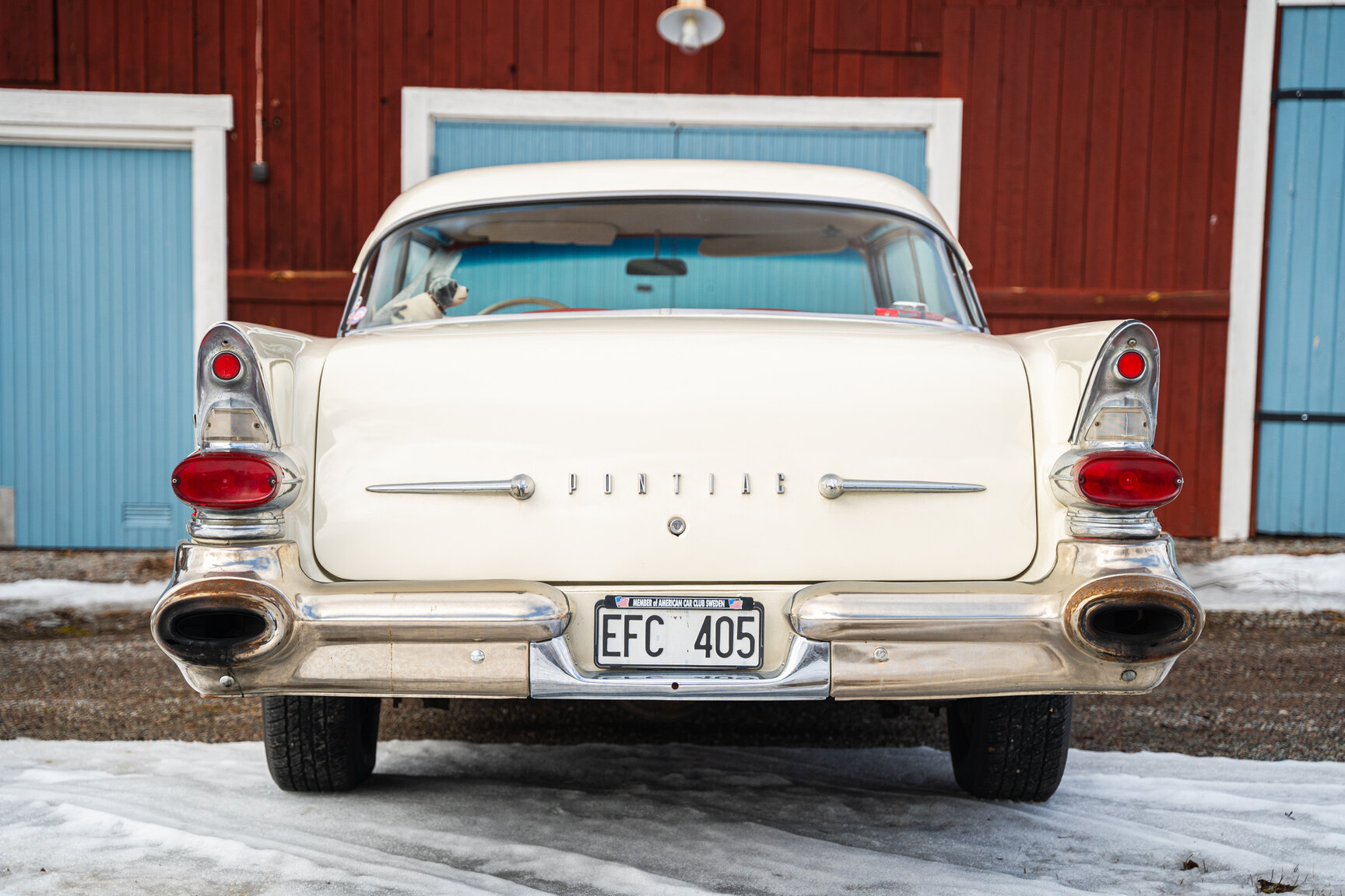 Exteriörbild på 1957 Pontiac Star Chief