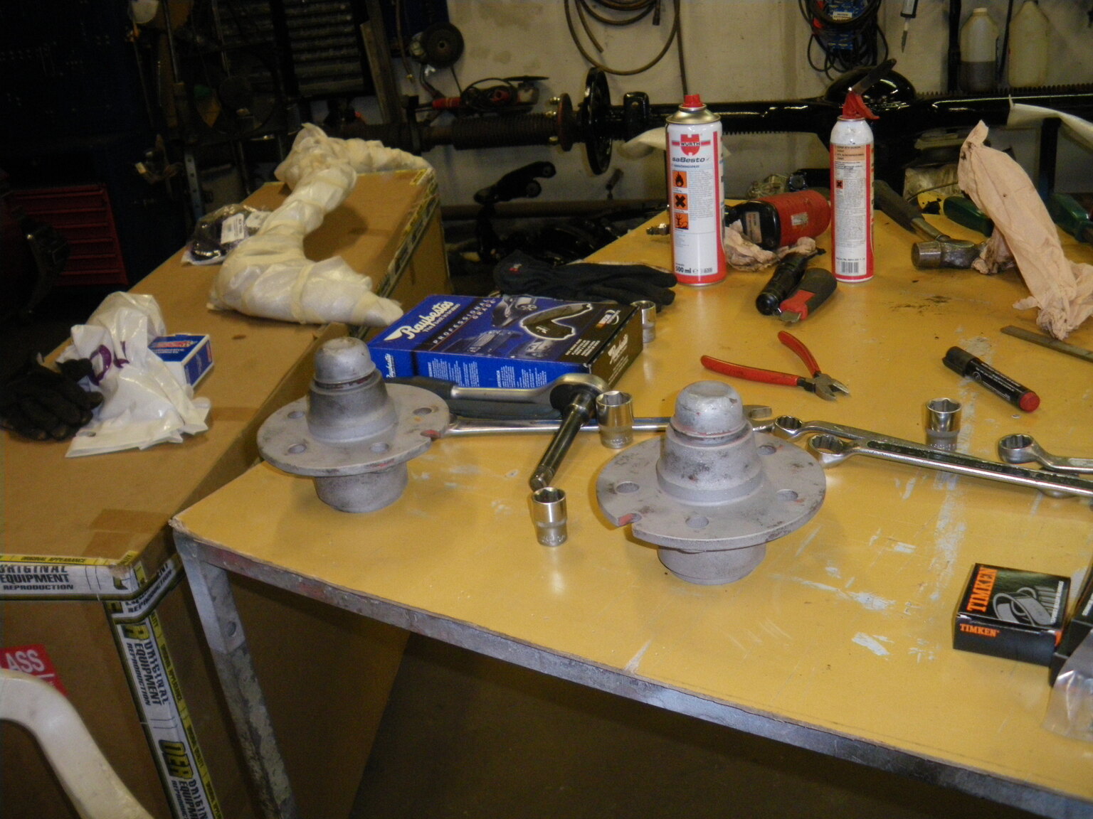 Image of 1972 Plymouth Cuda 340 miscellaneous