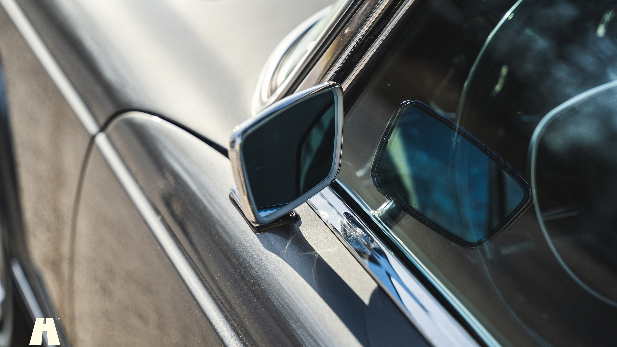 Exterior image of 1970 Mercedes 280 SL Pagoda (60)