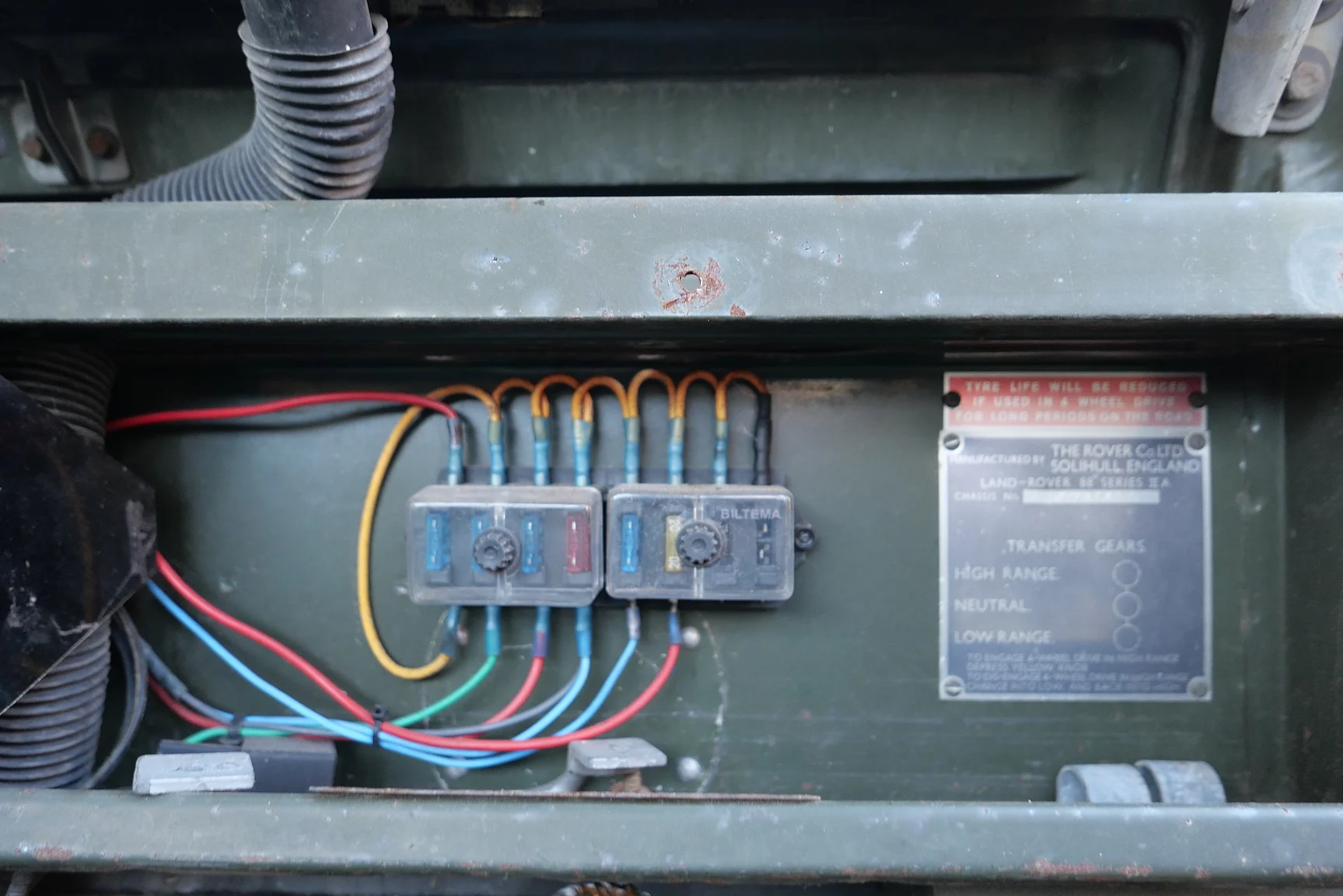 Interior image of 1970 Land Rover Series 2 88 Pick up (14)