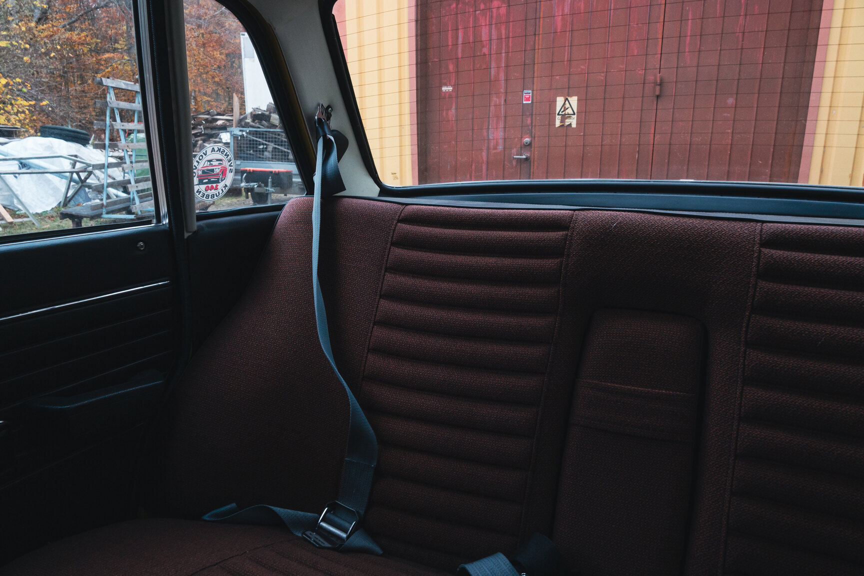 Interiörbild 1971 Volvo 144 2.0 Automat