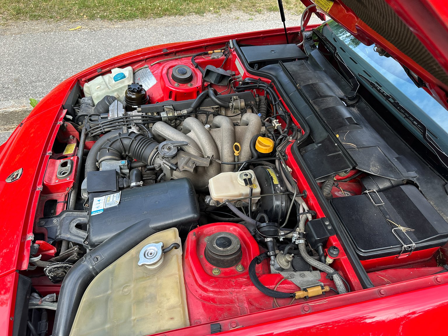 Image of 1988 Porsche 944 mechanics
