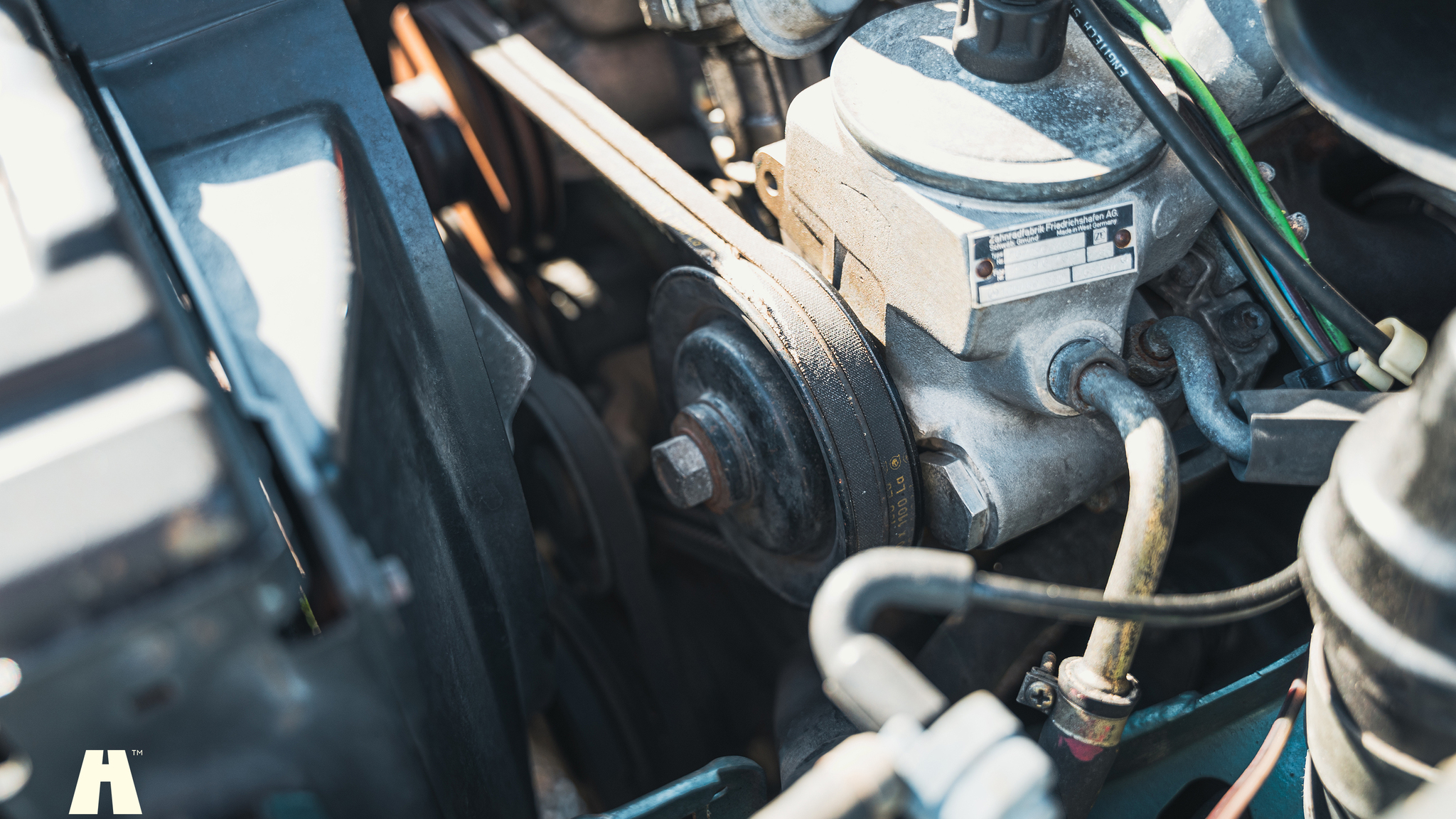 Image of 1985 Mercedes-Benz 380 SL mechanics