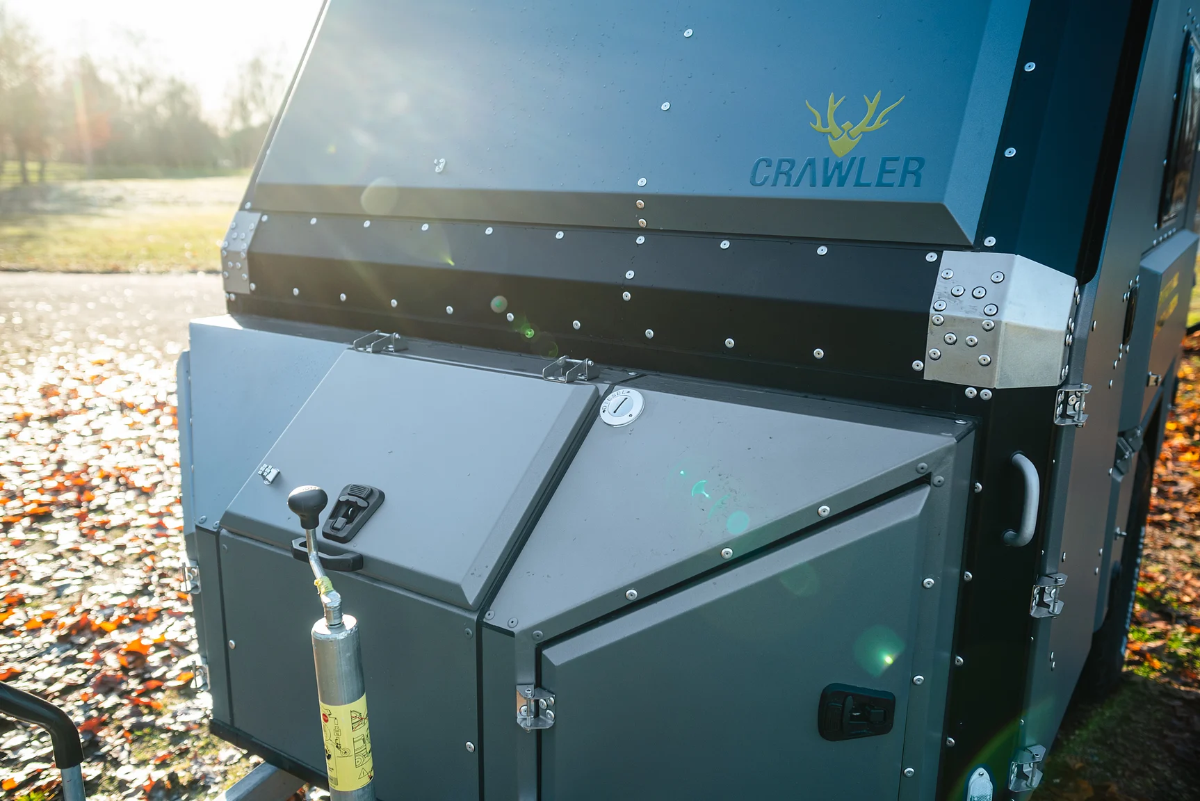 Exterior image of 2025 Northea Trailer Expedition Crawler 458i Offgrid-Camper (23)