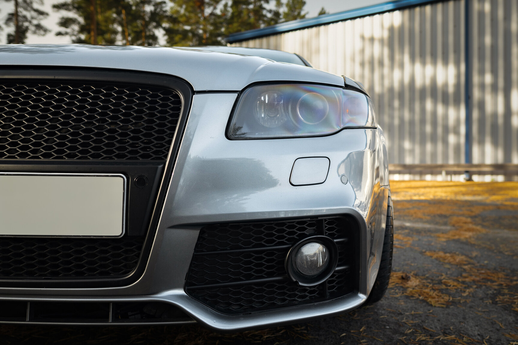 Exterior image of 2005 Audi S4 Avant (15)