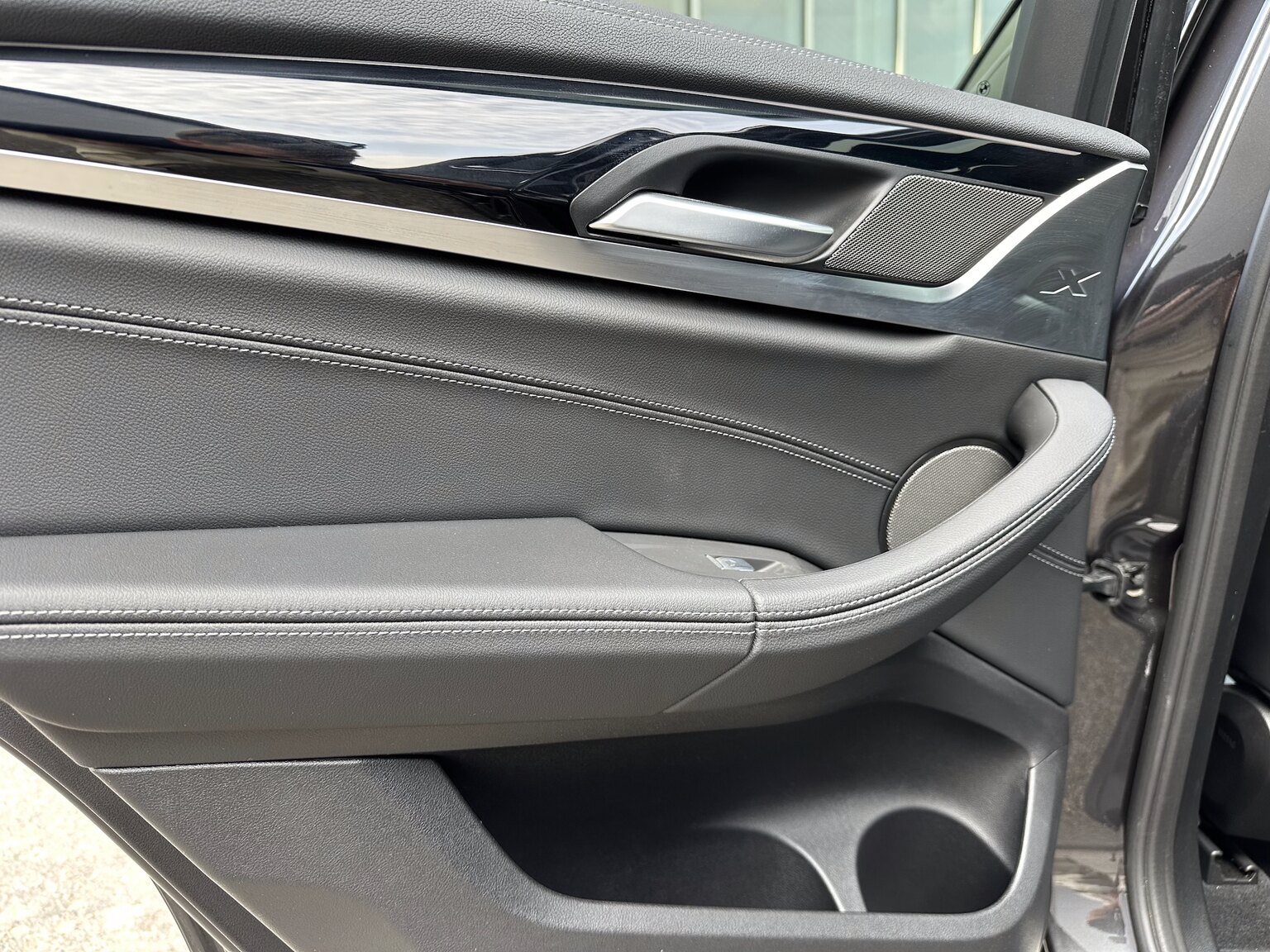 Interior image of 2022 ALPINA XD3