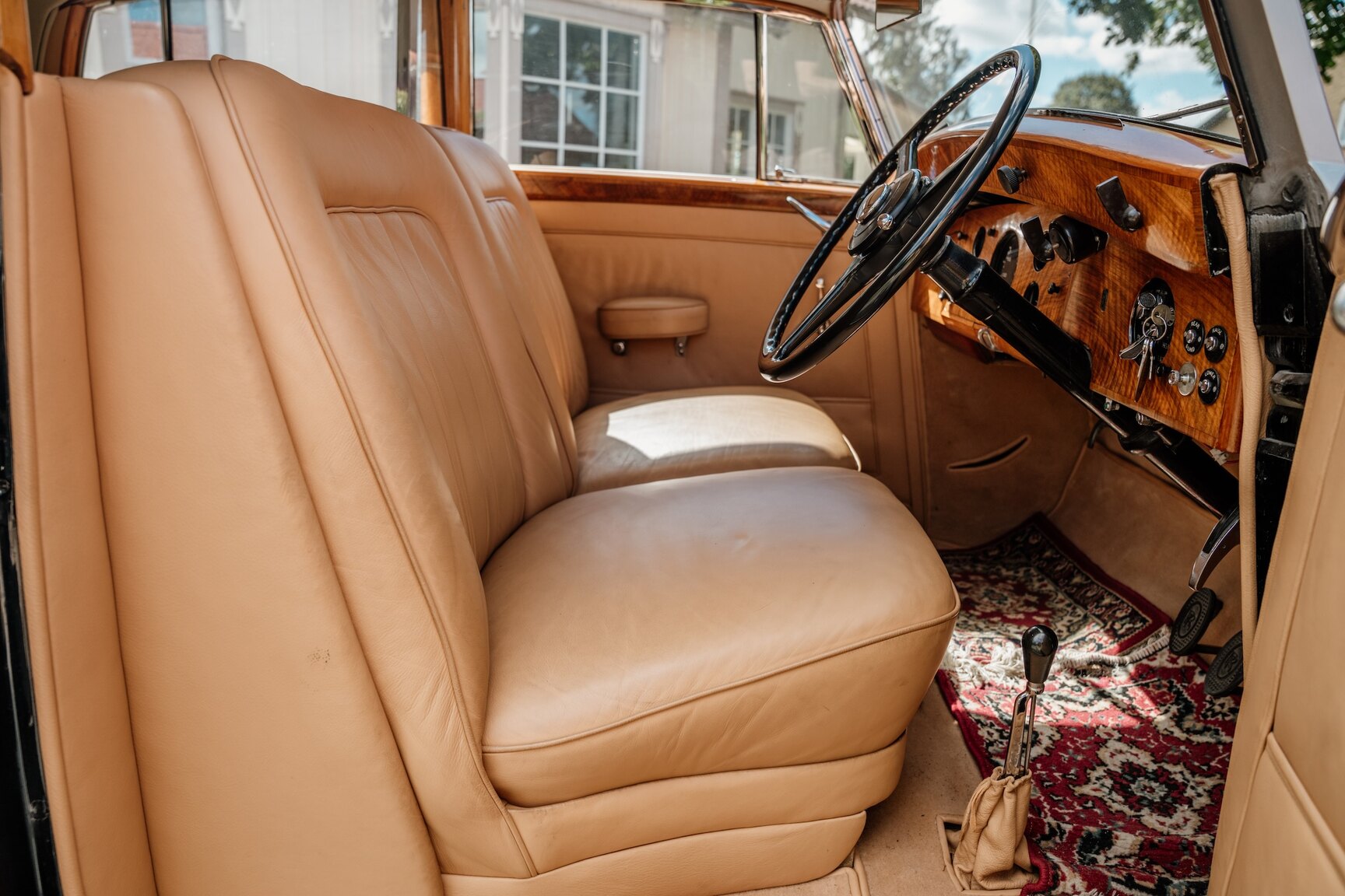 Interior image of 1949 Rolls Royce Silver Wraith
