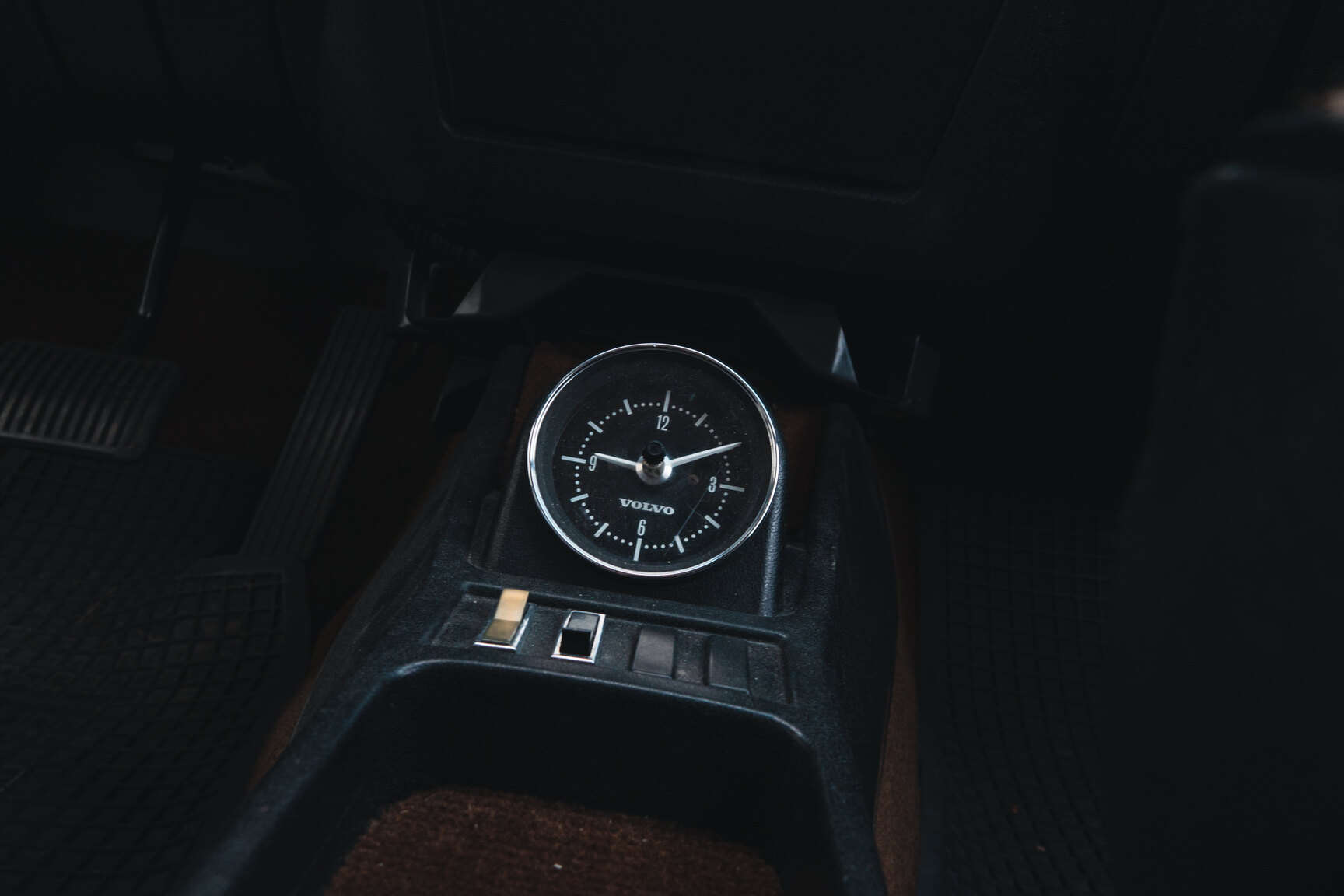 Innenraumfoto von 1971 Volvo 144 2.0 Automat