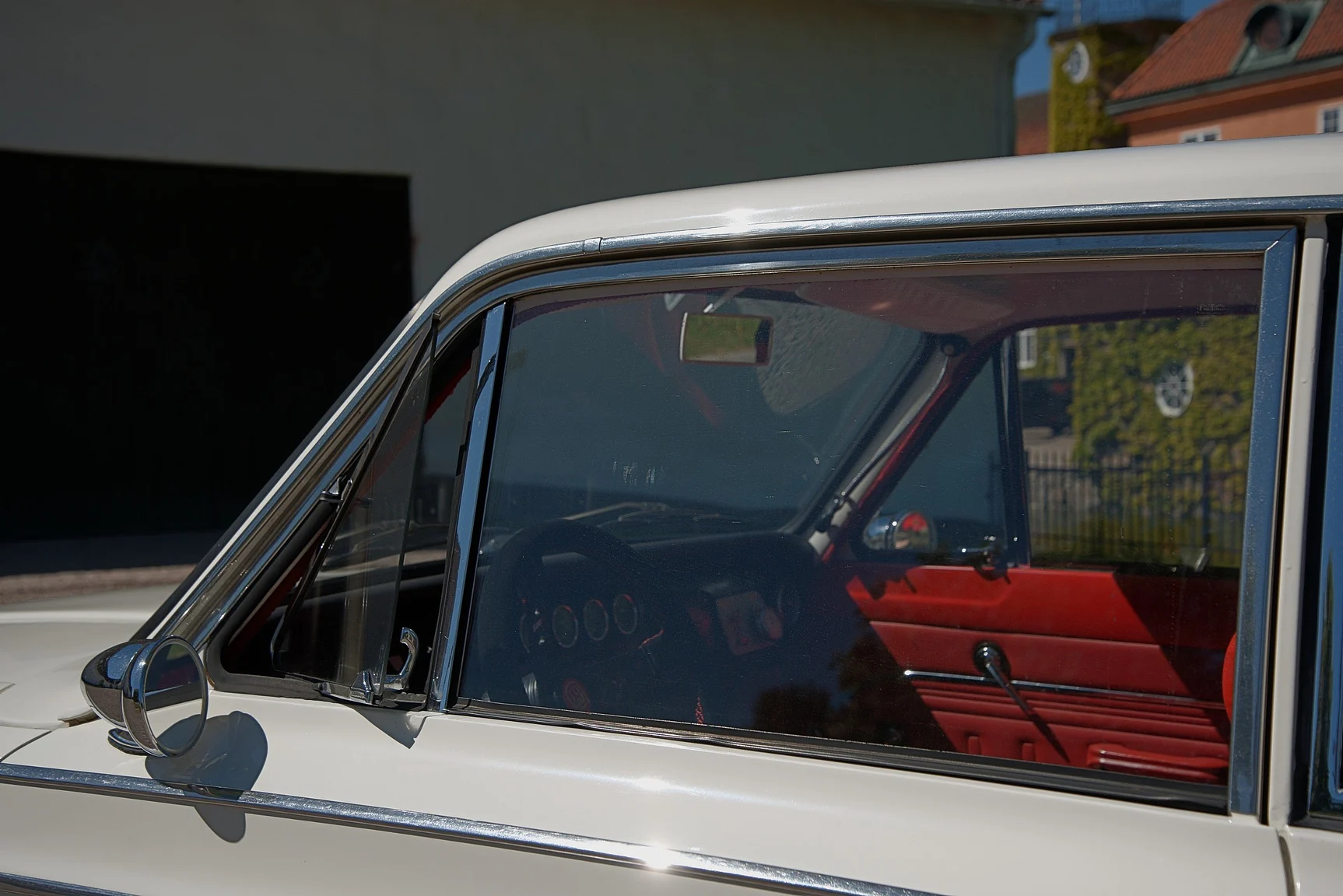 Exterior image of 1966 Ford  Cortina GT (29)