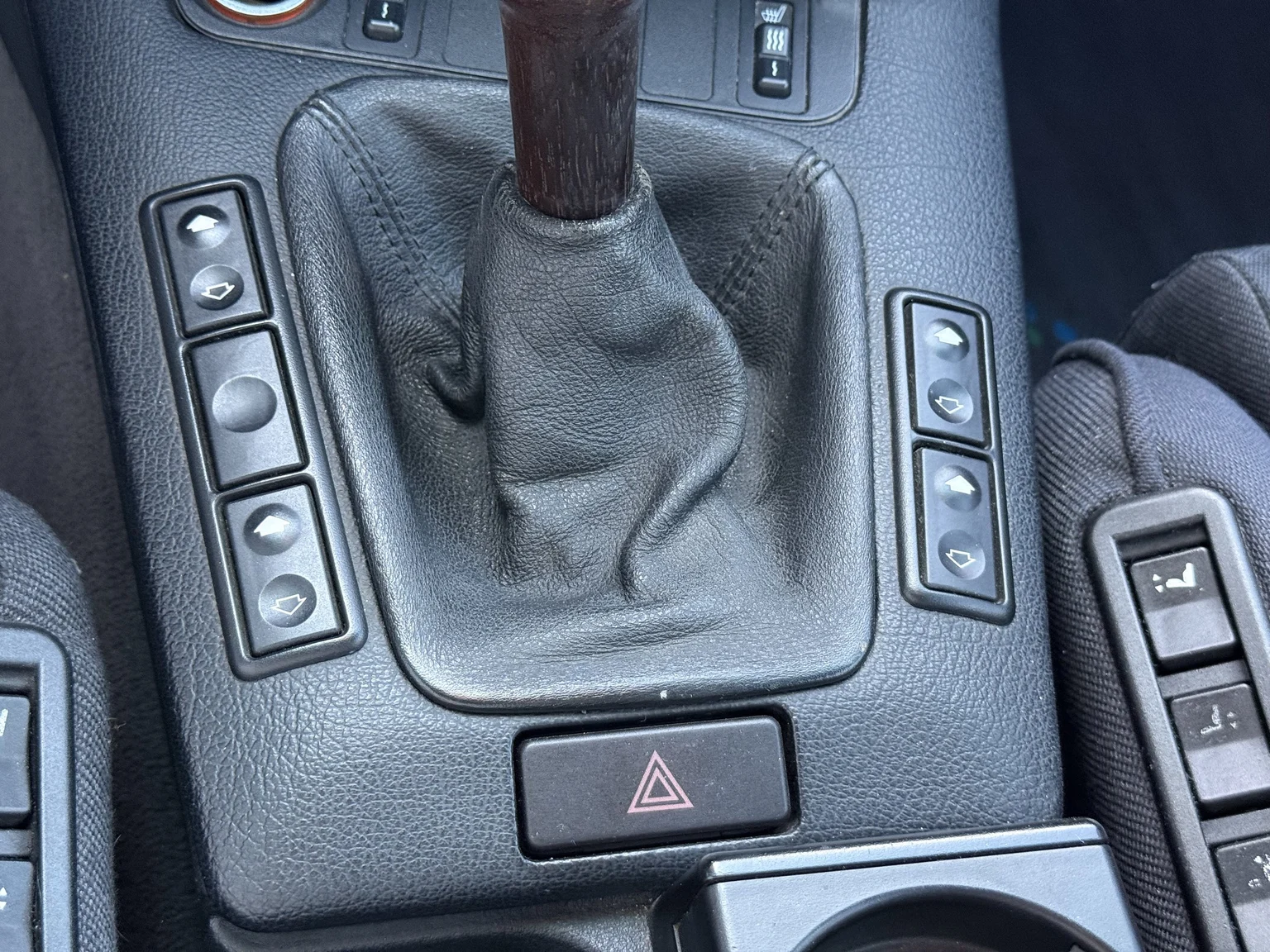 Innenraumfoto von 1993 ALPINA B6 2.8 (14)