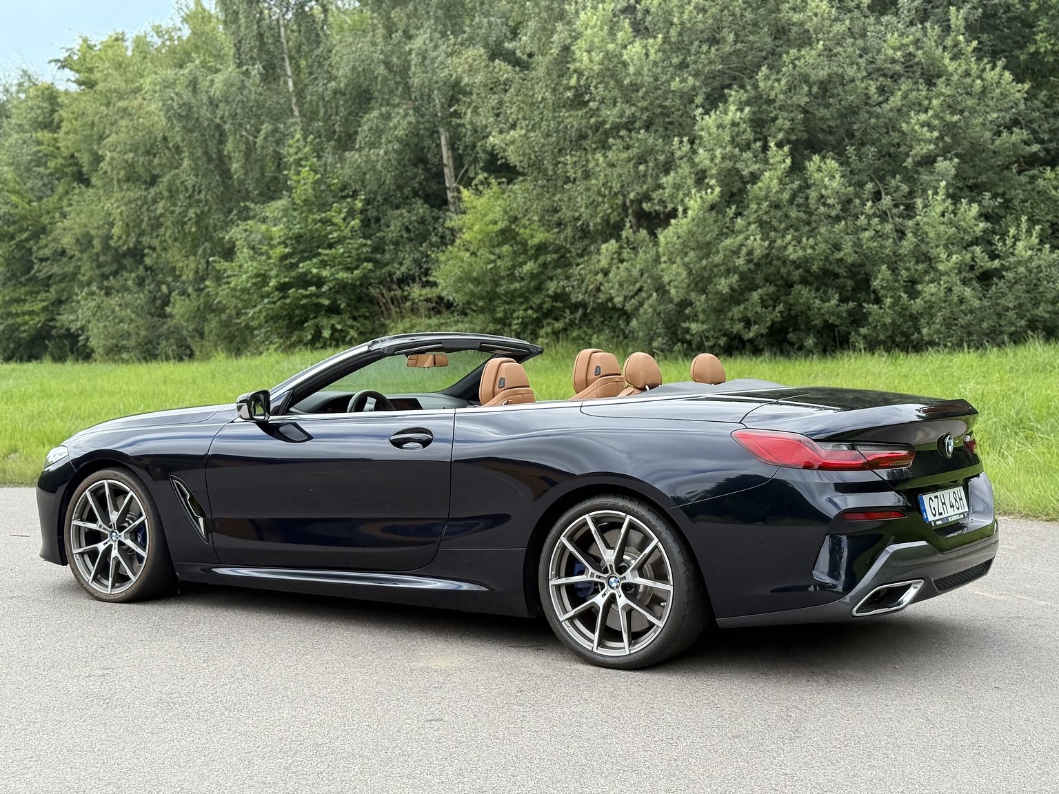 Exterior image of 2019 BMW M850i xDrive Convertible Steptronic