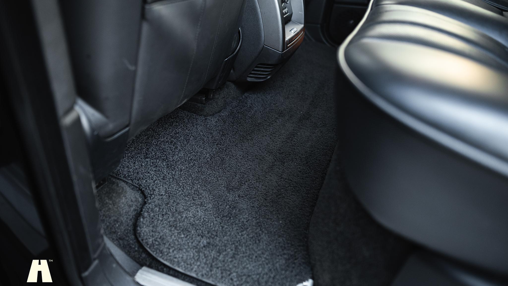 Interior image of 2012 Land Rover Range Rover Westminster TDV8 (L322)