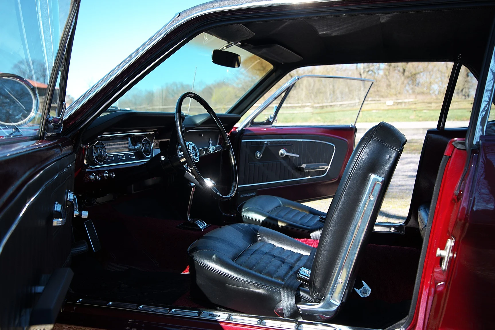 Innenraumfoto von 1965 Ford Mustang HT 289cui (2)