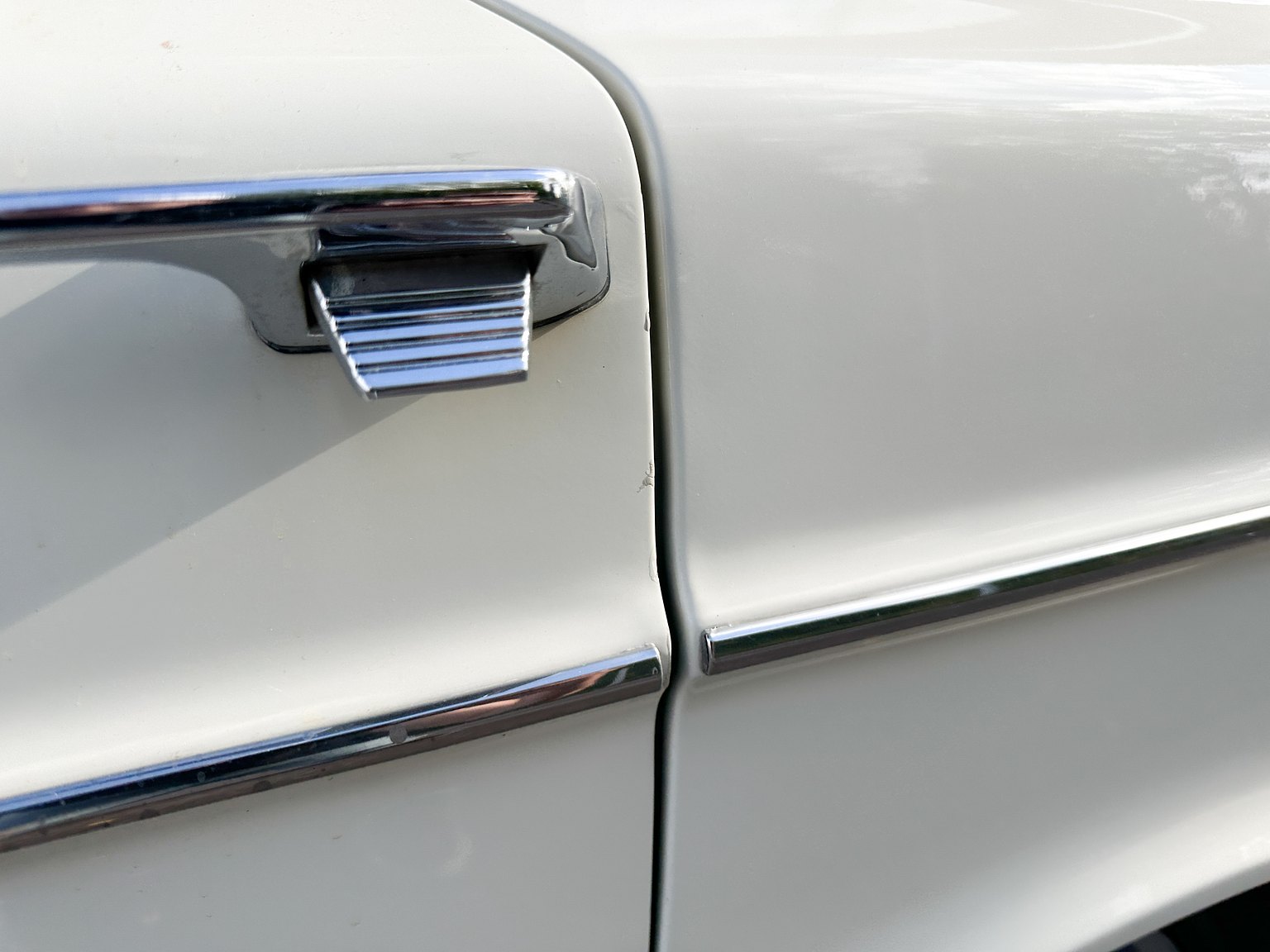 Exteriörbild på 1967 Volvo 144 1.8 