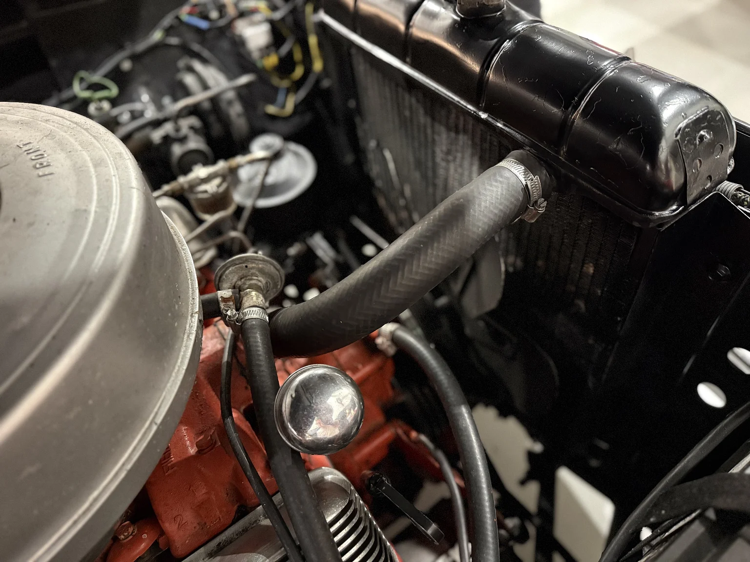 Image of 1956 Ford Fairlane Sunliner V8 5.1 mechanics (19)