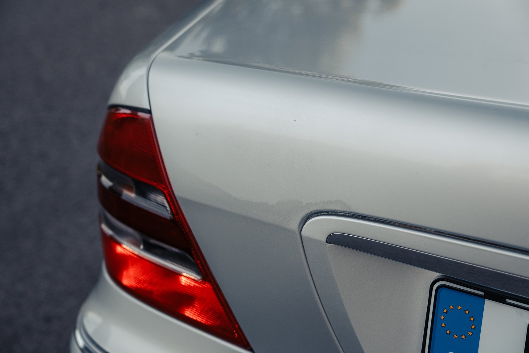 Exteriörbild på 1999 Mercedes-Benz S 320