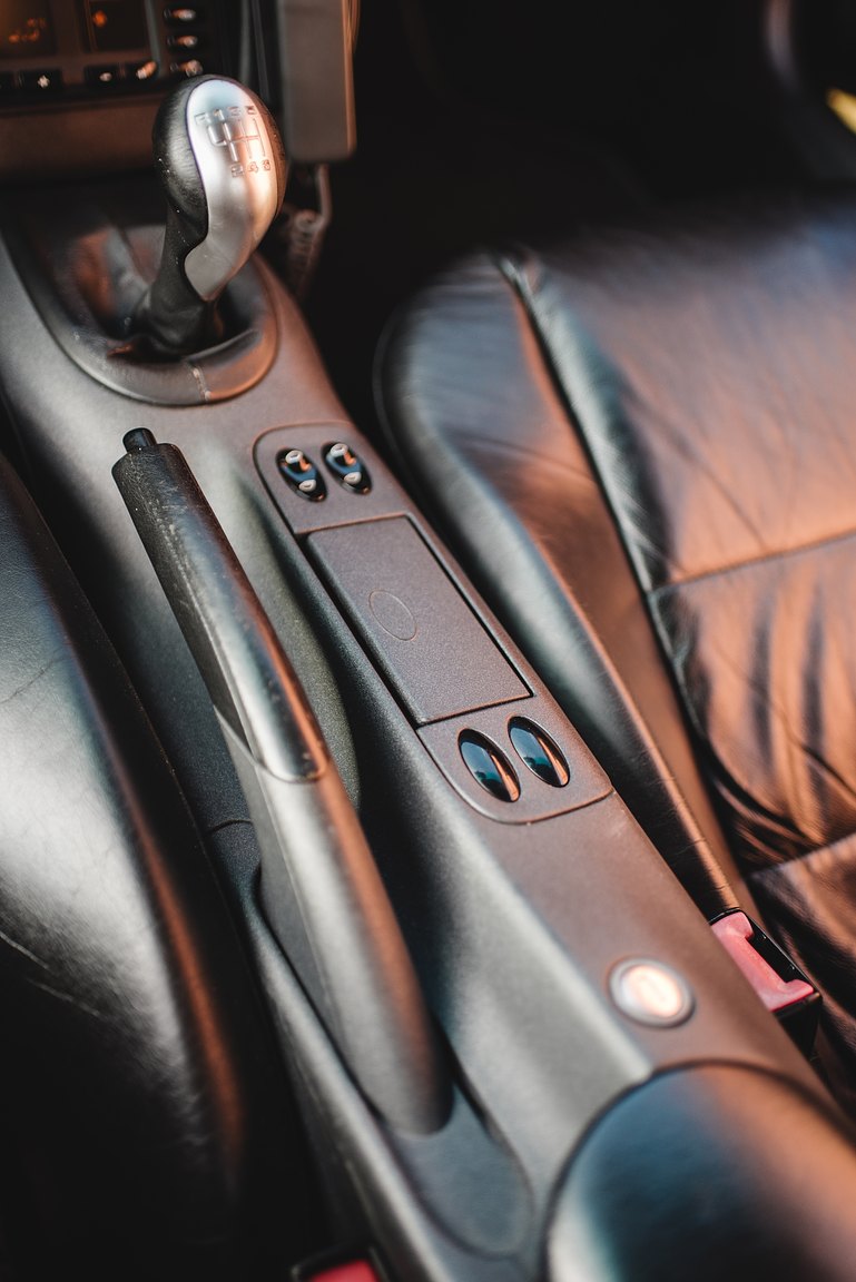 Interior image of 1998 Porsche 996 Carrera 