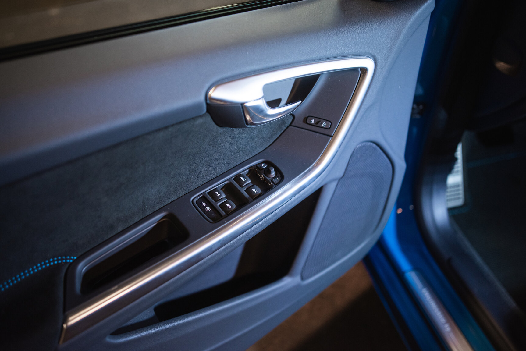 Innenraumfoto von 2017 Volvo V60 Polestar T6 AWD