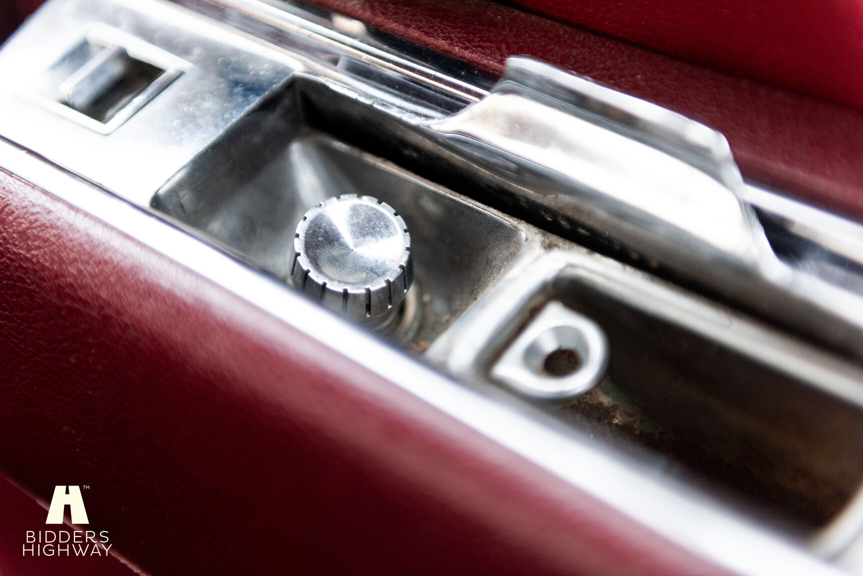 Interiörbild 1973 Buick Electra Custom 2D HT Coupe
