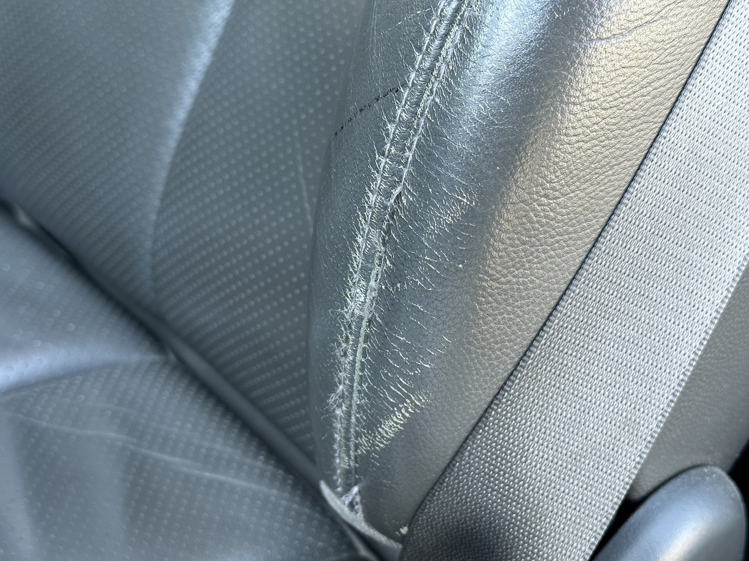 Innenraumfoto von 2002 Mercedes SL 500 (7)