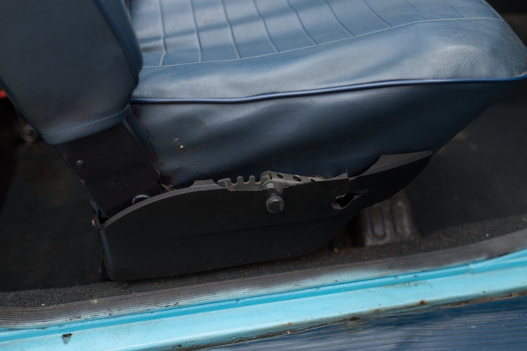 Innenraumfoto von 1974 VW 1303 LS CAB (38)