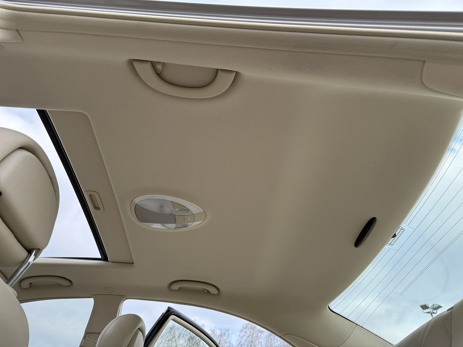 Interiörbild 2004 Mercedes-Benz E 500 7G-Tronic (74)