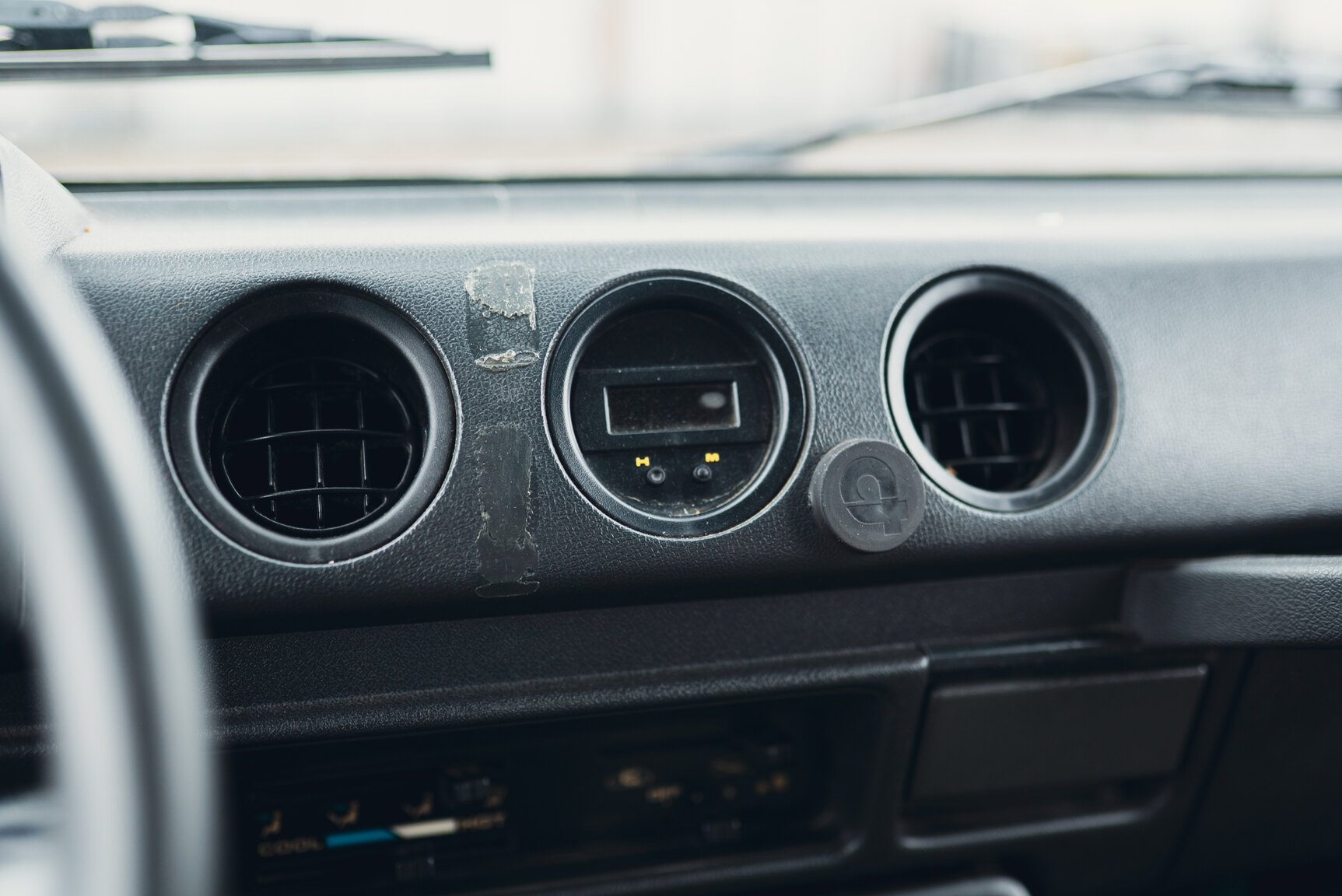 Interiörbild 1987 SUZUKI SJ 413 W Samurai 