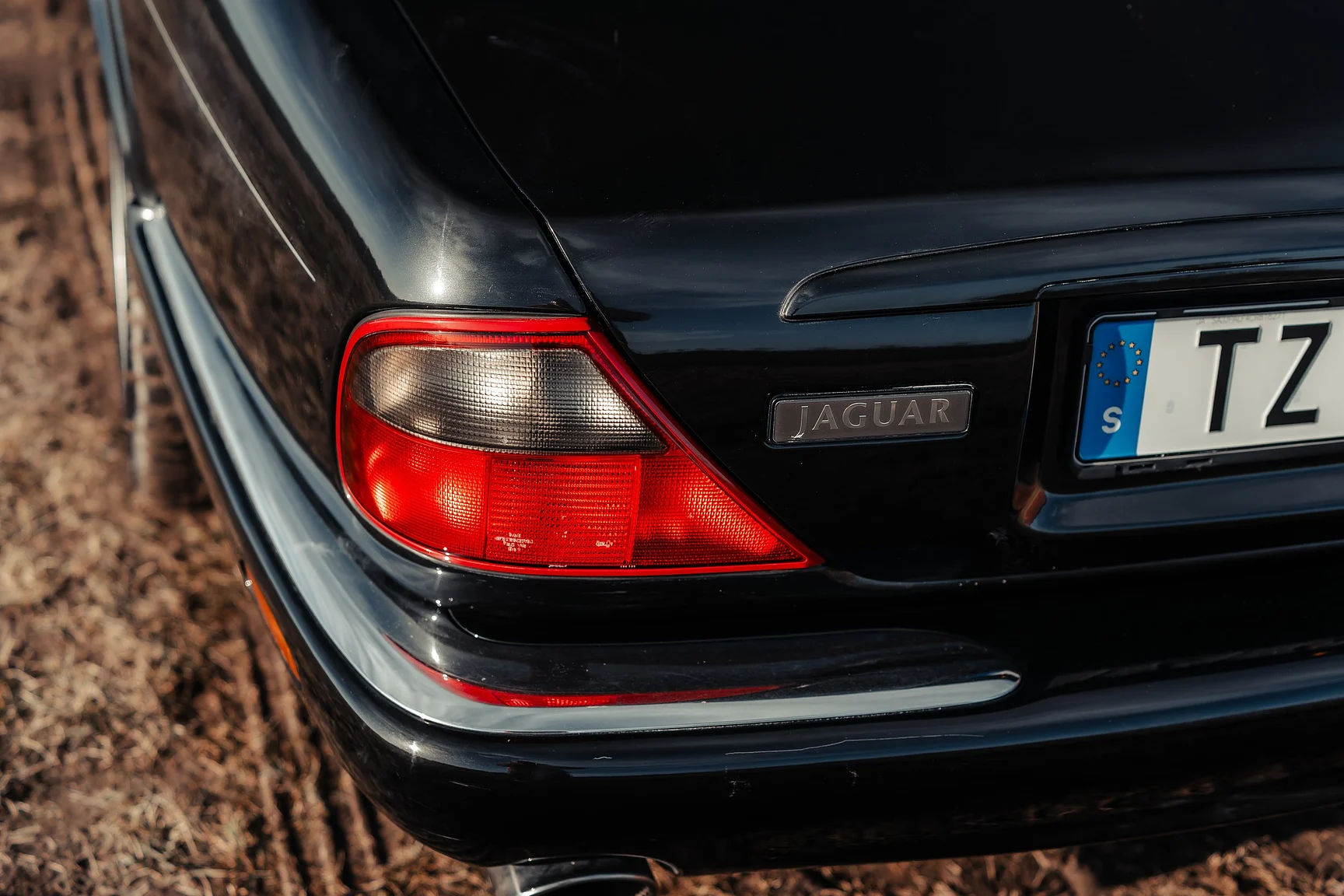 Exteriörbild på 1997 Jaguar XJR 4.0 Kompressor NO RESERVE (37)