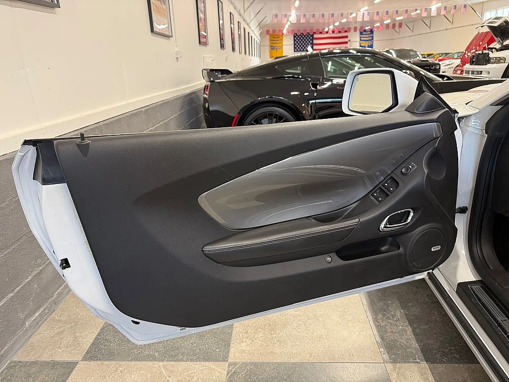 Bild von 2011 Chevrolet Camaro (20)