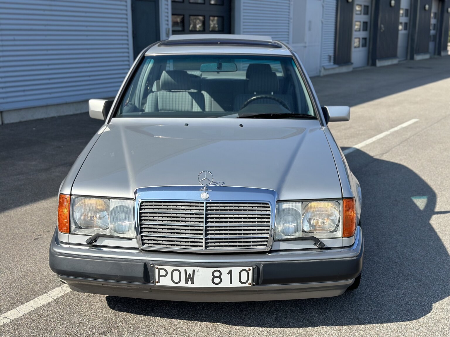 Exteriörbild på 1992 Mercedes-Benz 250D