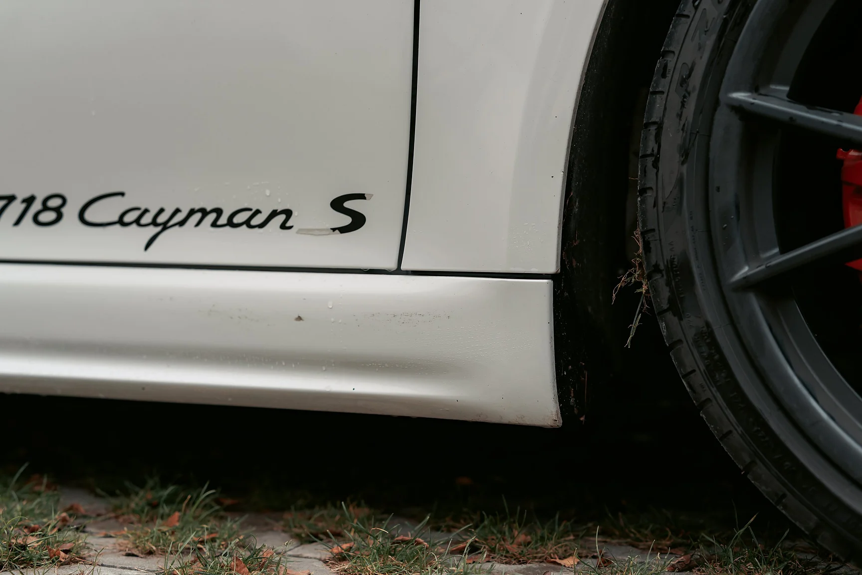 Exteriörbild på 2017 Porsche 718 Cayman S (60)