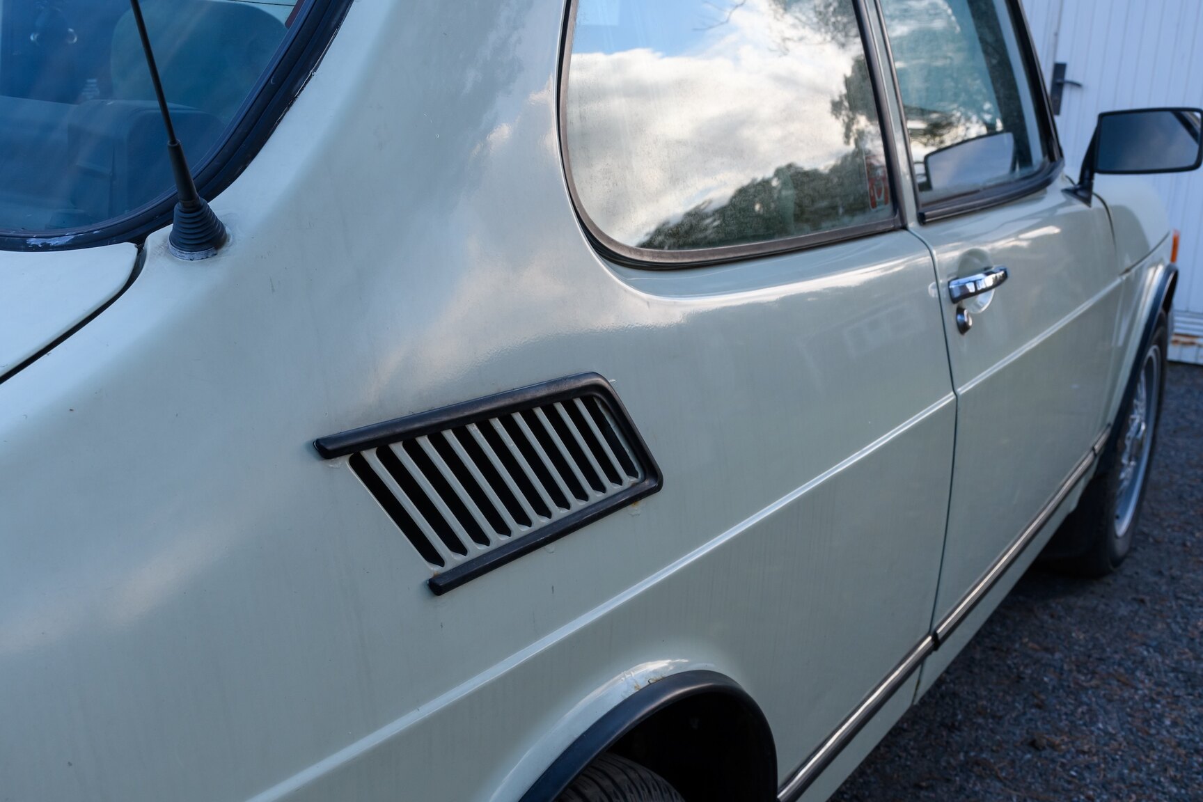 Exterior image of 1980 SAAB 99 2.0 Turbo